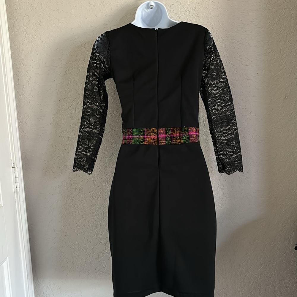 Guatemalan Dress - Picture 3 of 4